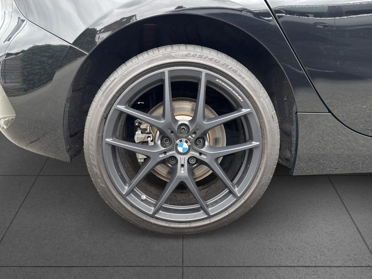Originalaufnahme des Fahrzeugs Originalaufnahme des Fahrzeugs