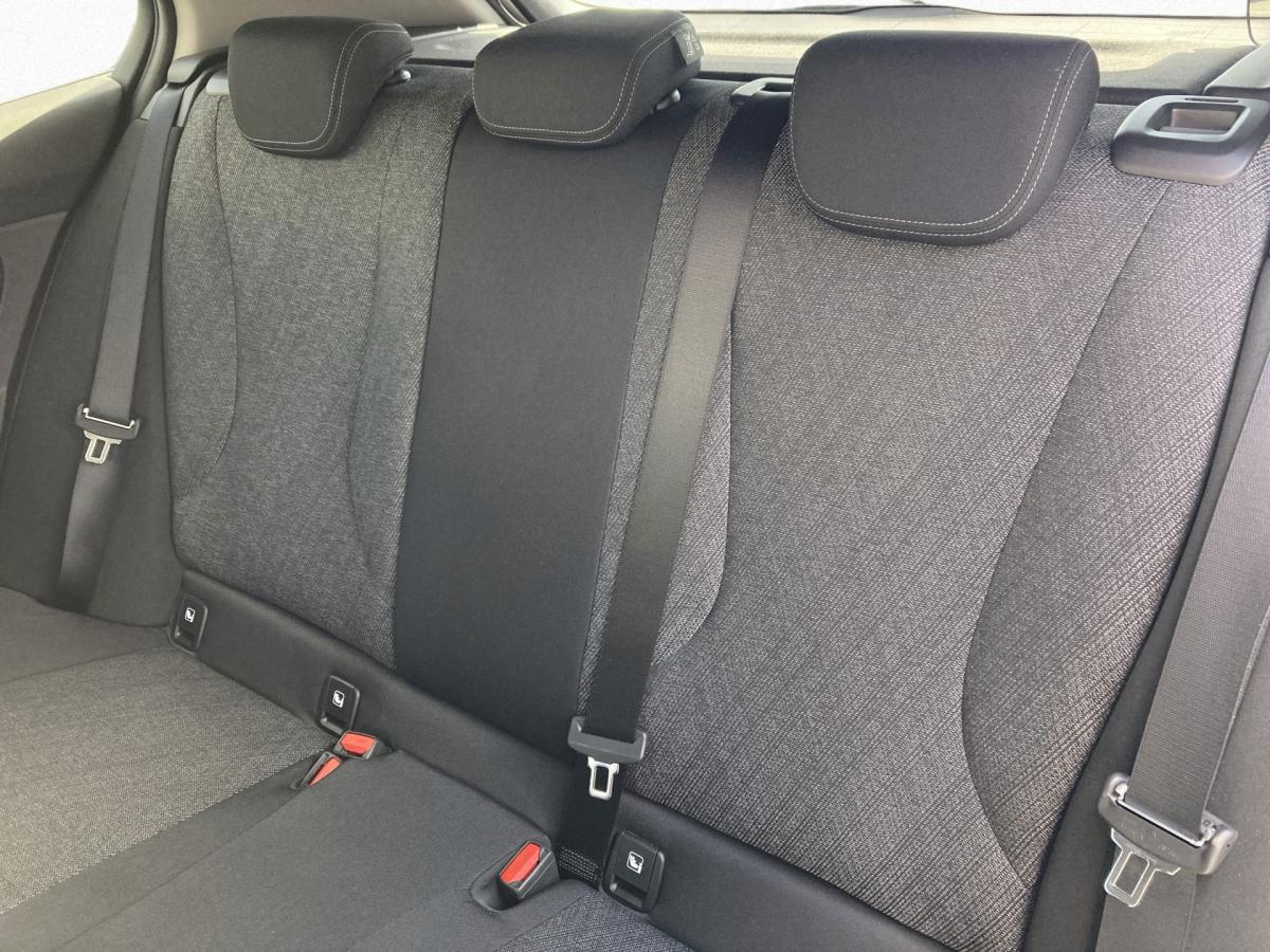 Originalaufnahme des Fahrzeugs Originalaufnahme des Fahrzeugs
