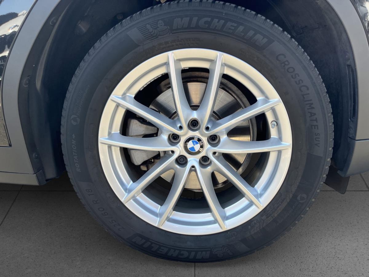Originalaufnahme des Fahrzeugs Originalaufnahme des Fahrzeugs