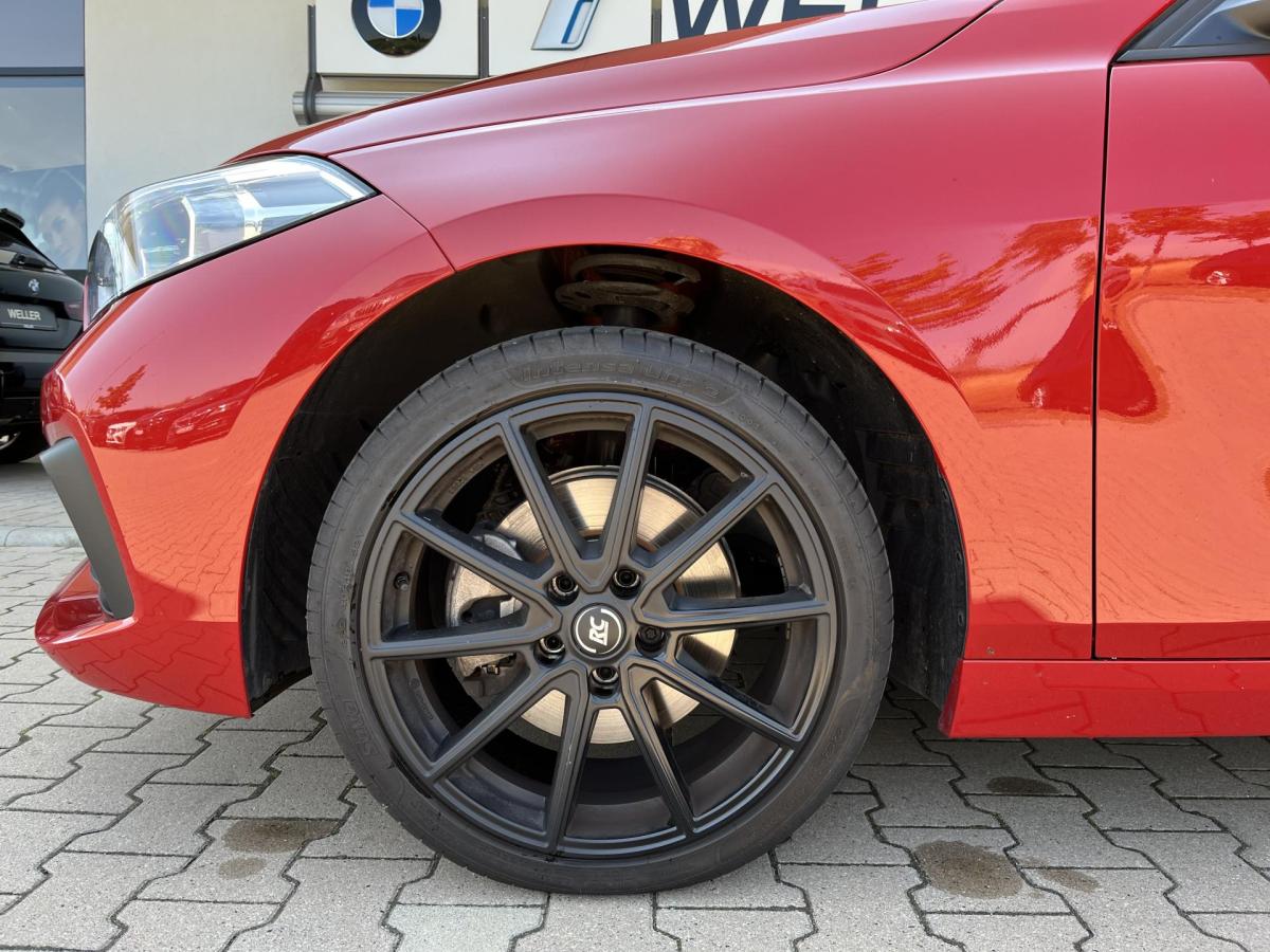 Originalaufnahme des Fahrzeugs Originalaufnahme des Fahrzeugs