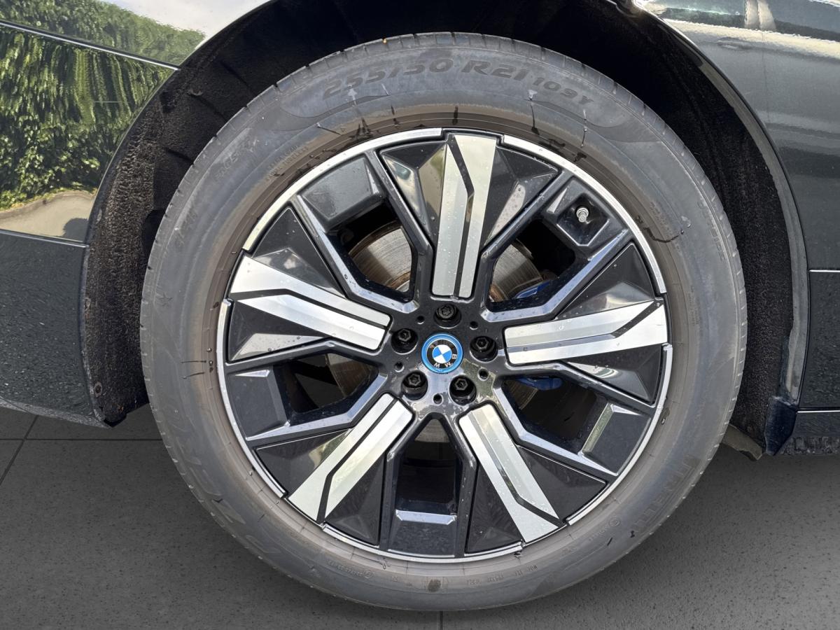 Originalaufnahme des Fahrzeugs Originalaufnahme des Fahrzeugs