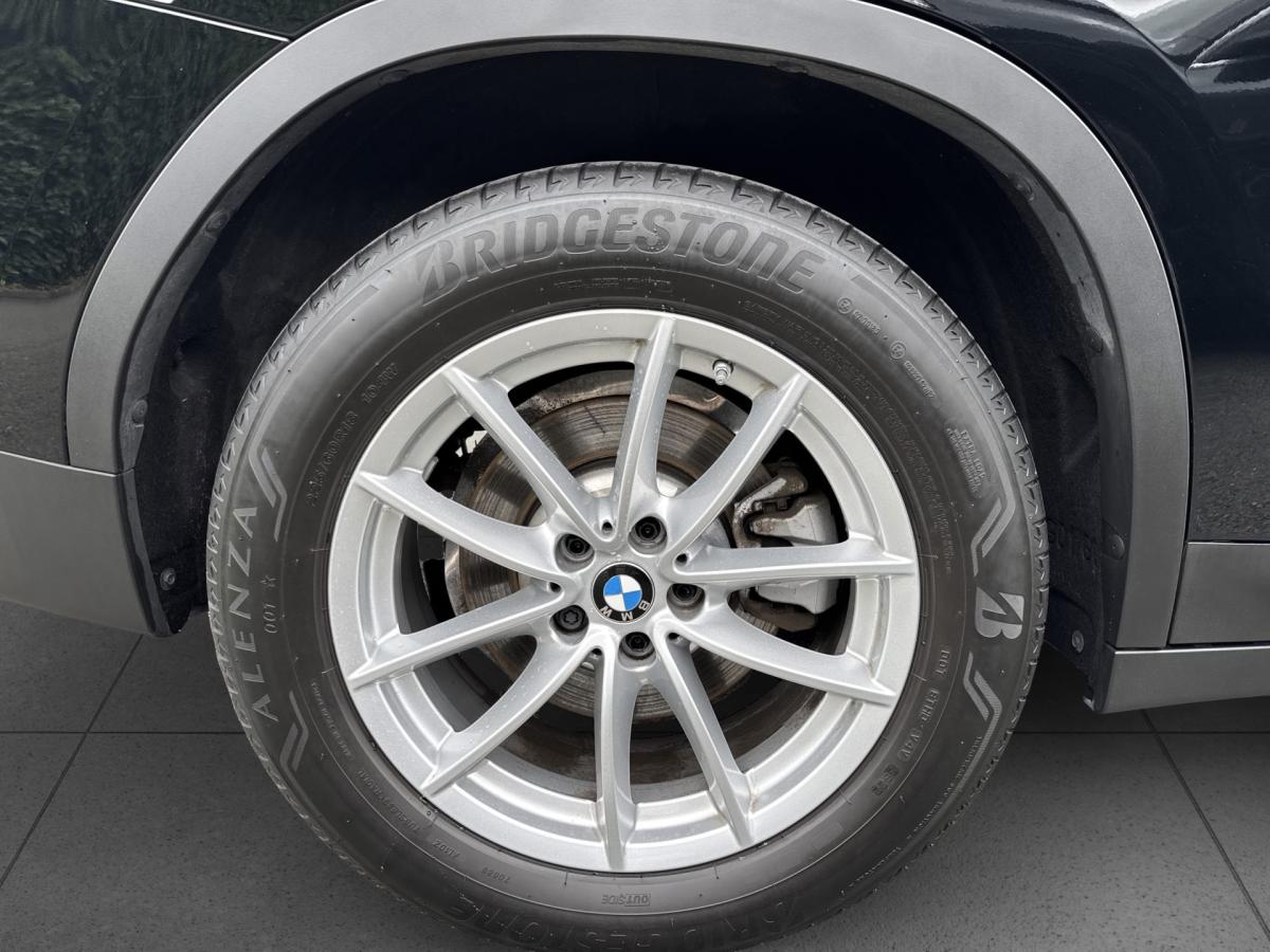 Originalaufnahme des Fahrzeugs Originalaufnahme des Fahrzeugs