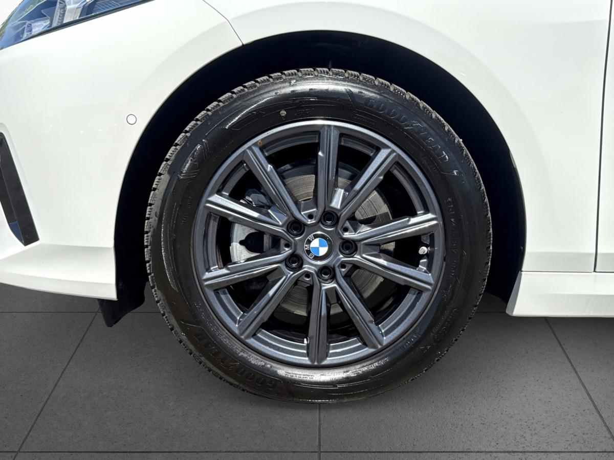 Originalaufnahme des Fahrzeugs Originalaufnahme des Fahrzeugs