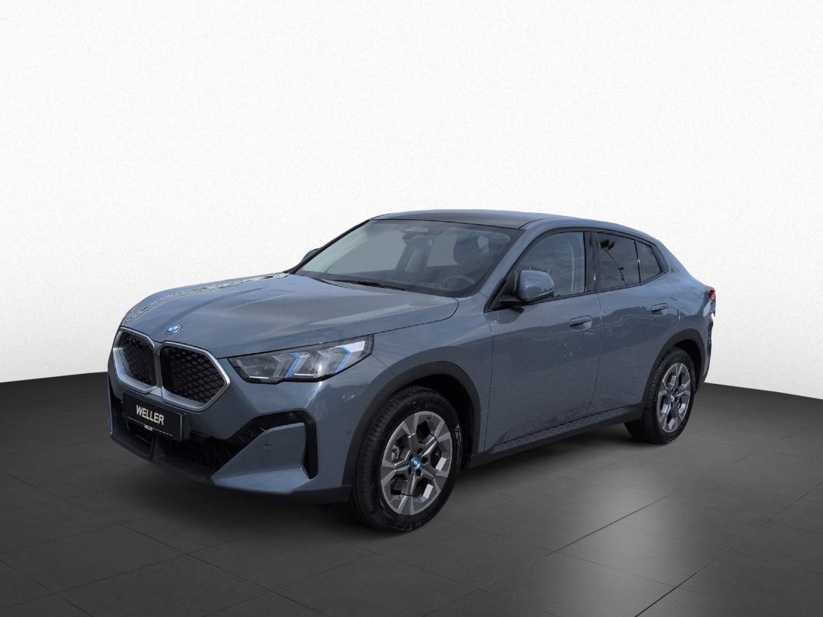 BMW iX2 eDrive20 Originalaufnahme BMW iX2 eDrive20 Originalaufnahme