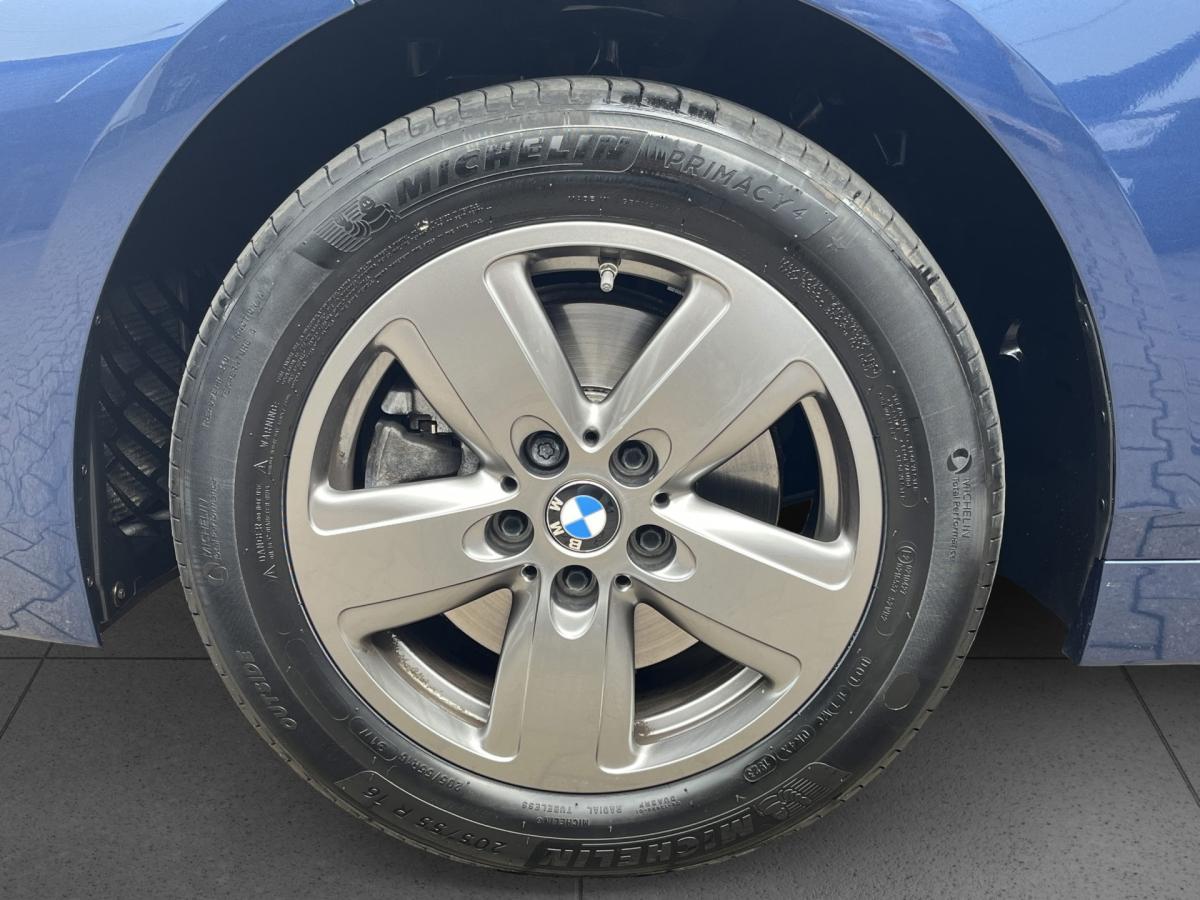 Originalaufnahme des Fahrzeugs Originalaufnahme des Fahrzeugs