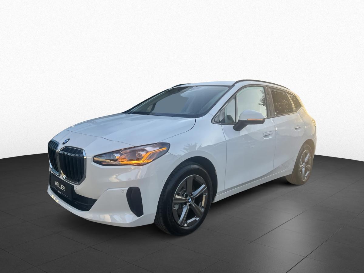 BMW 220i Active Tourer Originalaufnahme