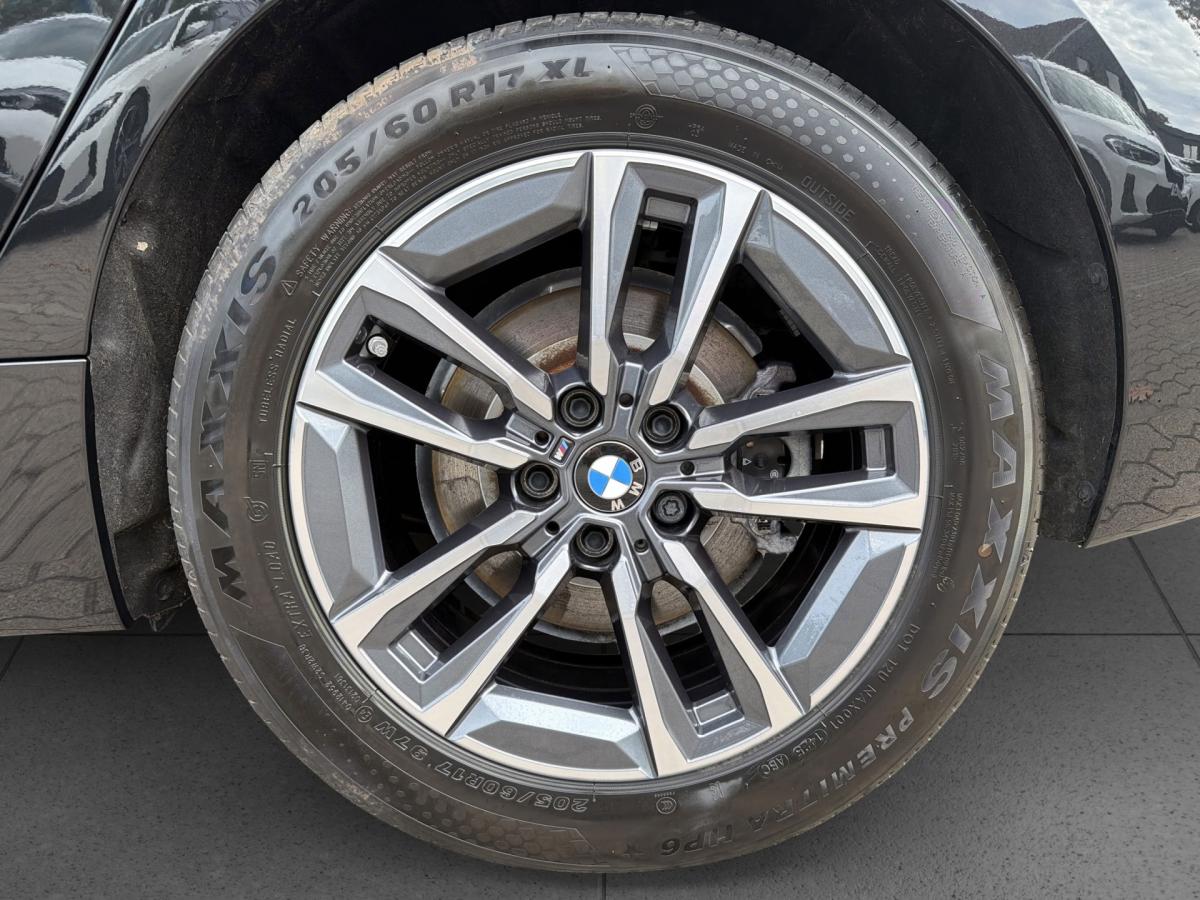 Originalaufnahme des Fahrzeugs Originalaufnahme des Fahrzeugs