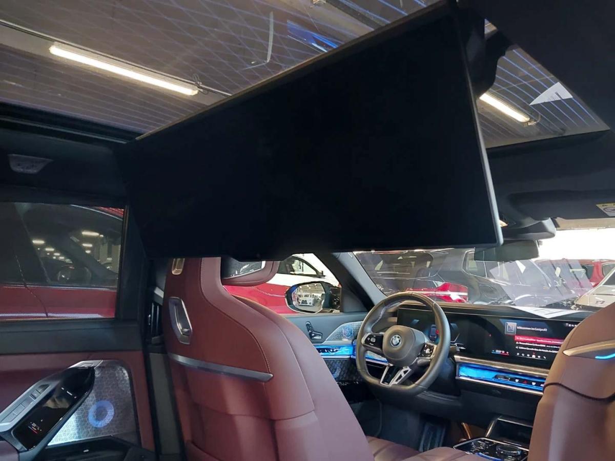 Originalaufnahme des Fahrzeugs Originalaufnahme des Fahrzeugs