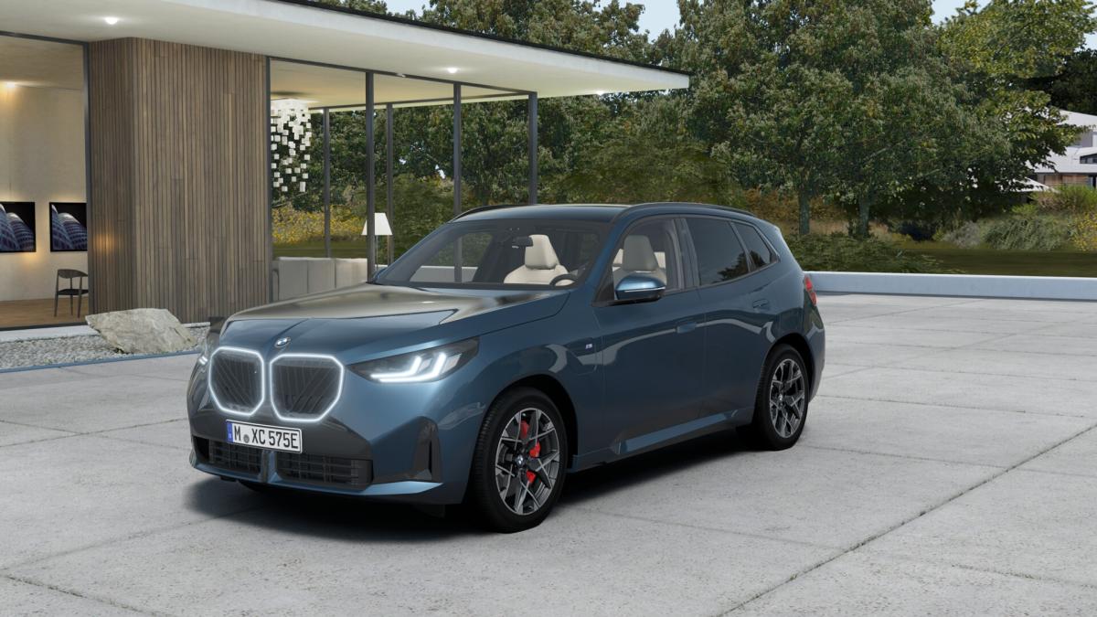 BMW X3 30e xDrive Originalaufnahme BMW X3 30e xDrive Originalaufnahme