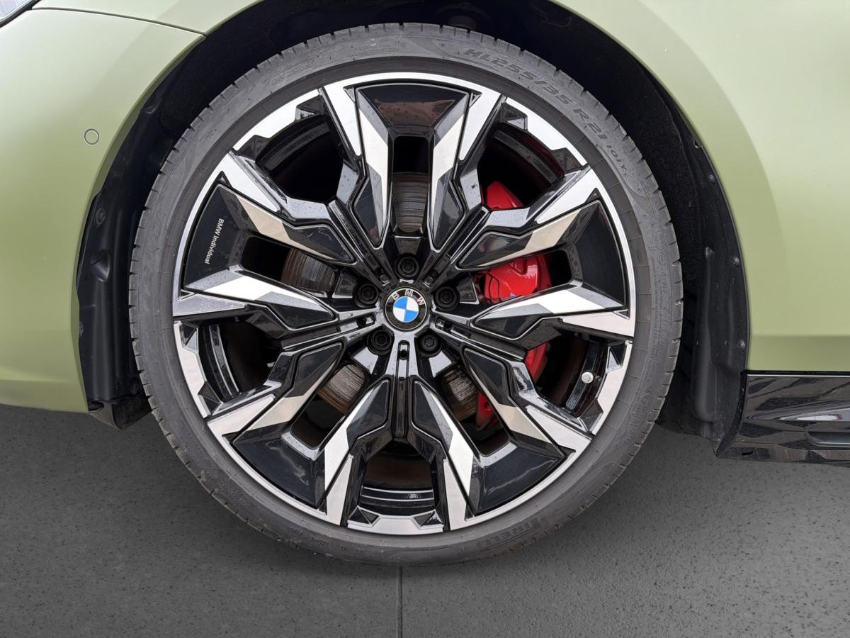 Originalaufnahme des Fahrzeugs Originalaufnahme des Fahrzeugs