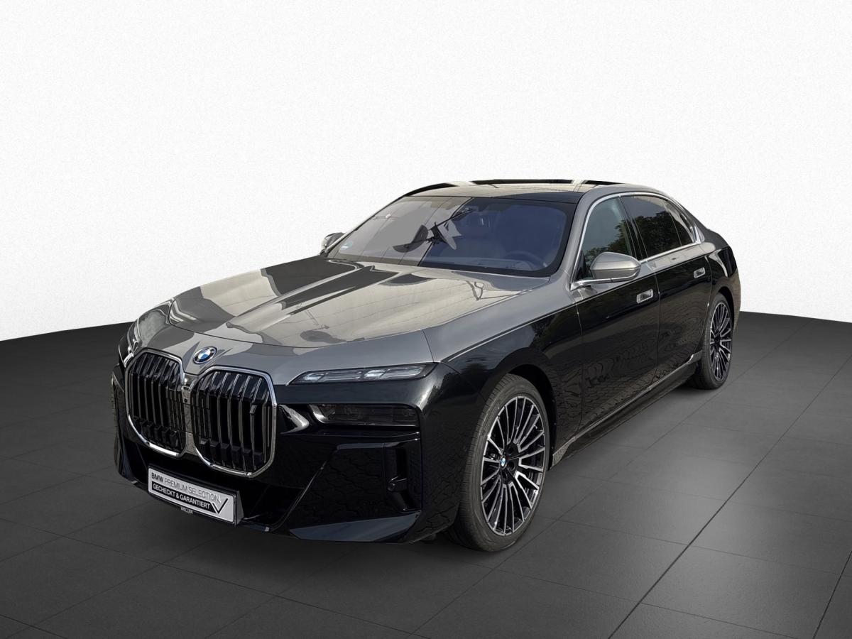 BMW i7 xDrive60 Limousine Originalaufnahme BMW i7 xDrive60 Limousine Originalaufnahme