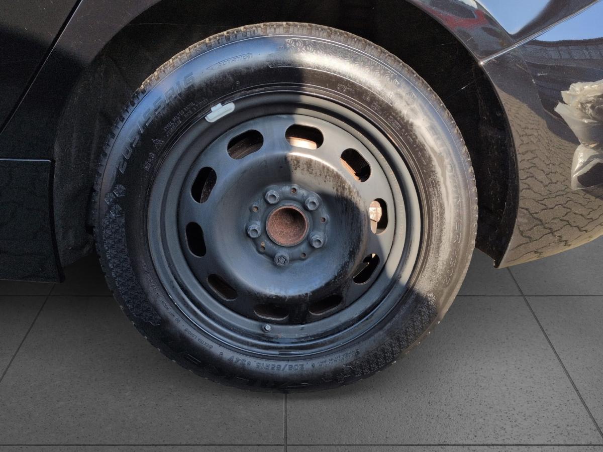 Originalaufnahme des Fahrzeugs Originalaufnahme des Fahrzeugs