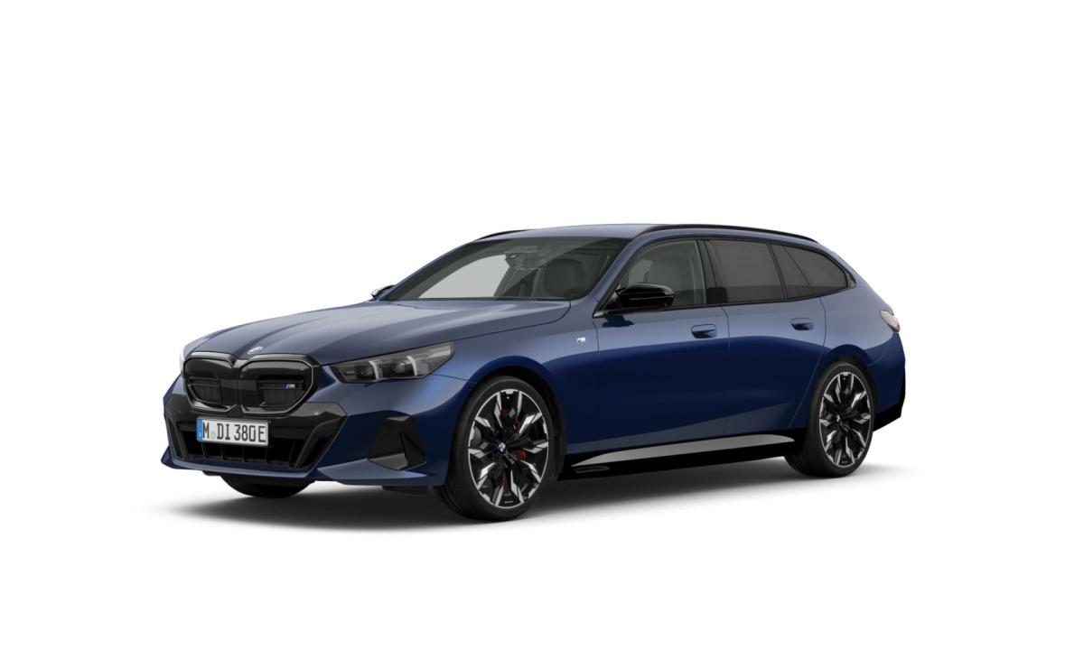 BMW i5 M60 xDrive Touring Originalaufnahme BMW i5 M60 xDrive Touring Originalaufnahme