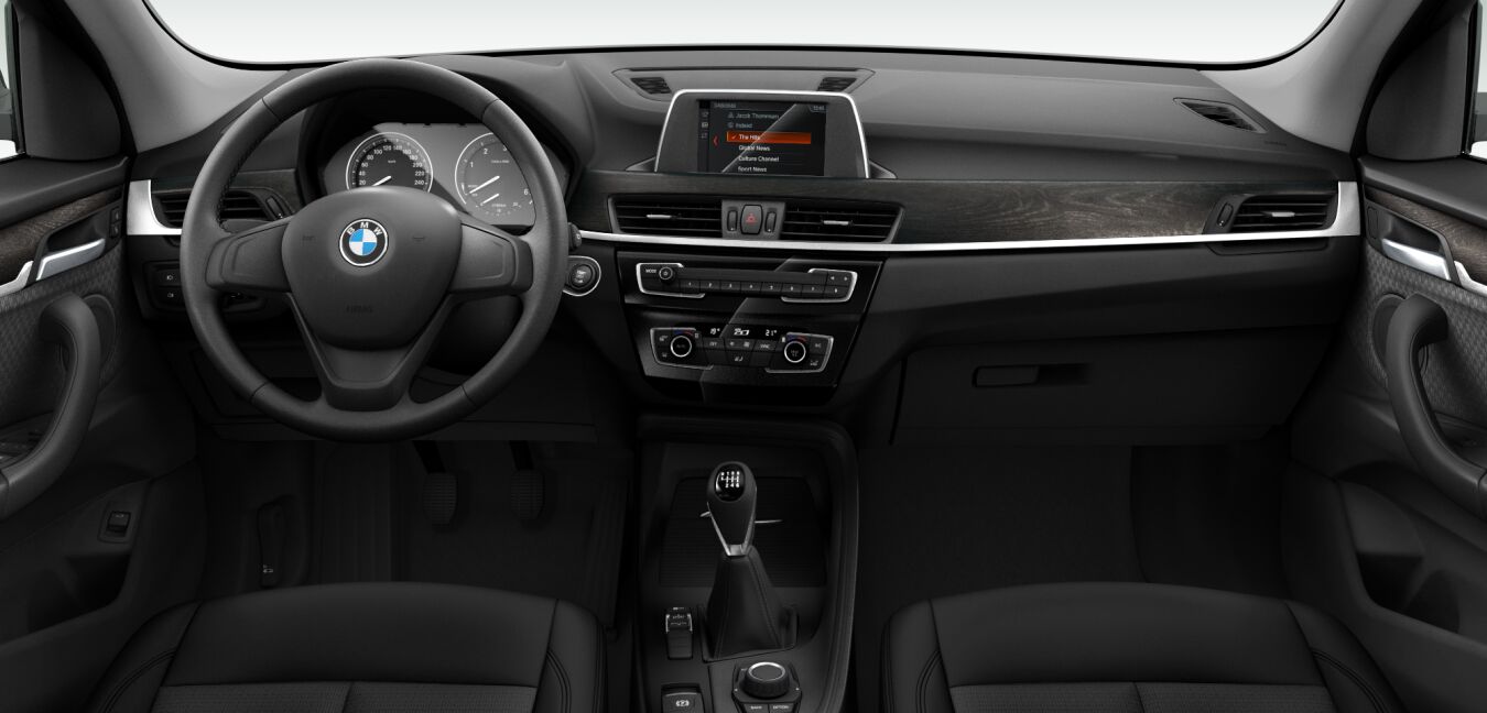 BMW BMW X im Innenraum von vorne