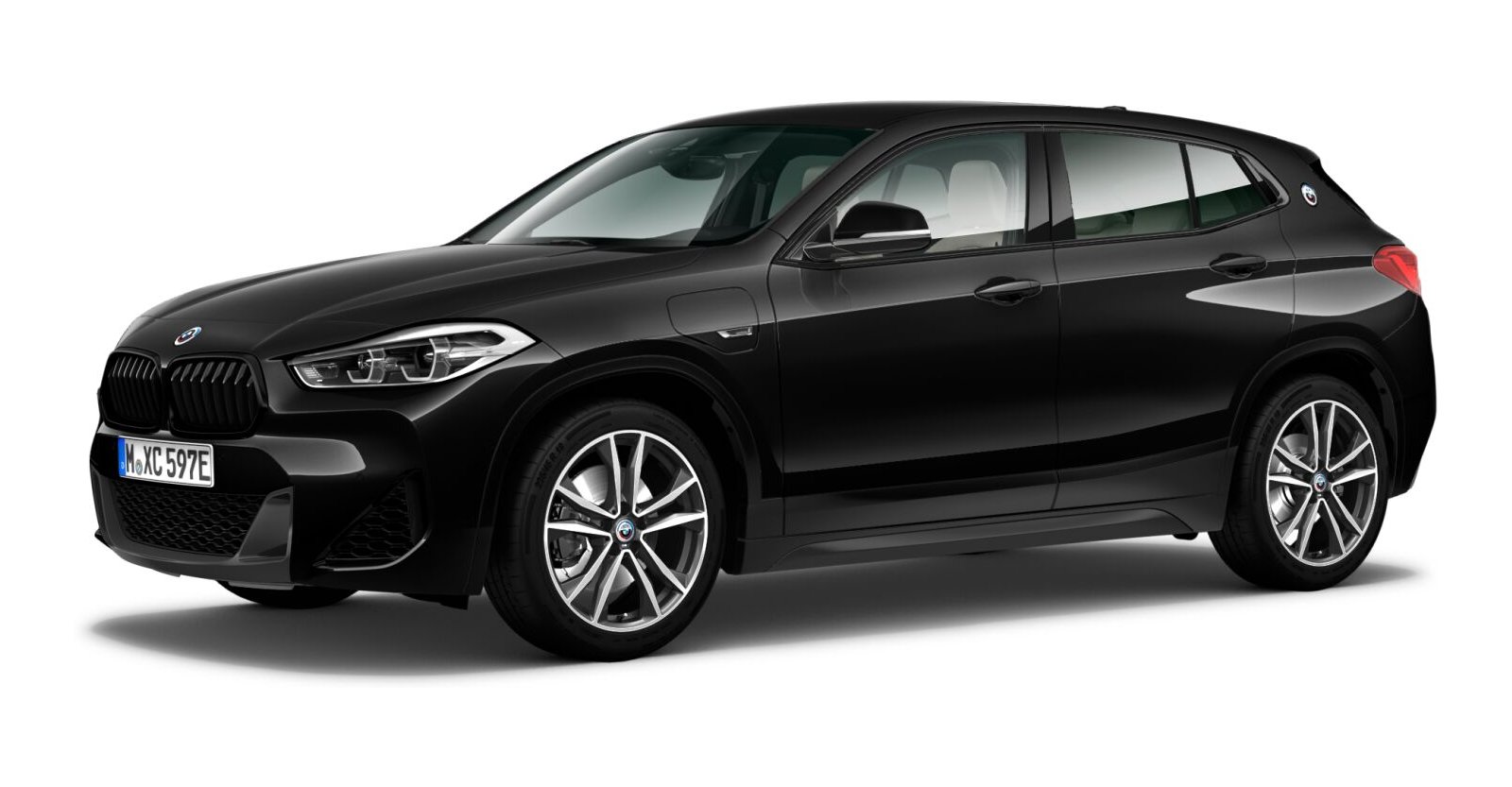 BMW X2 xDrive25e in Schwarz von vorne