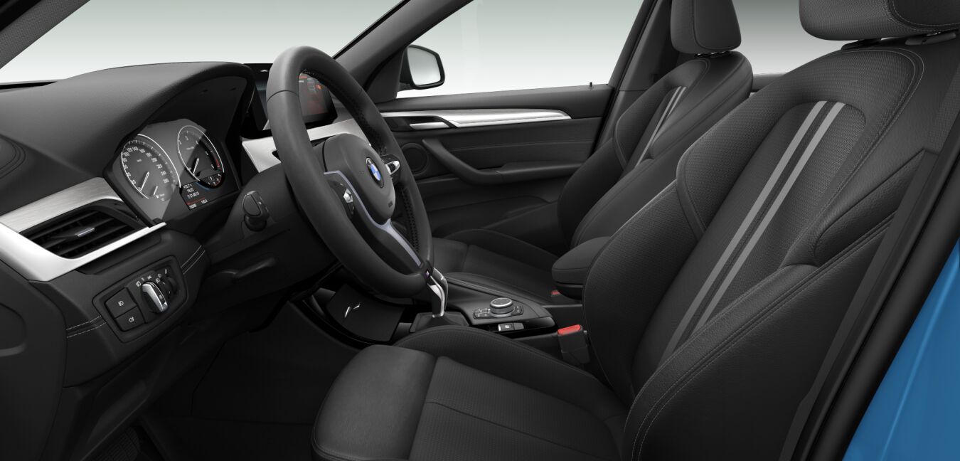 BMW BMW X im Innenraum seitlich