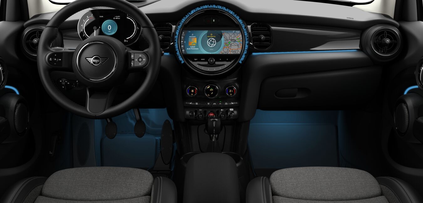 MINI MINI 5-Türer im Innenraum von vorne