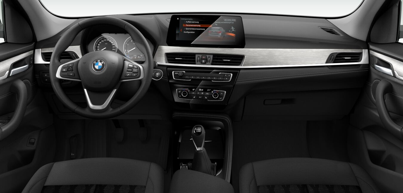 BMW BMW X im Innenraum von vorne
