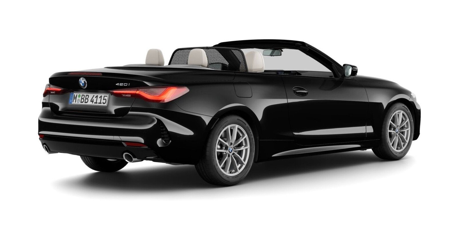 BMW BMW 4er in Schwarz von hinten