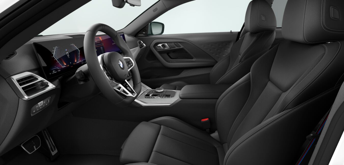 BMW BMW 2er im Innenraum seitlich BMW BMW 2er im Innenraum seitlich
