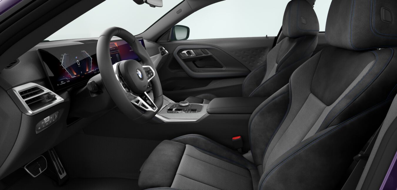 BMW BMW 2er im Innenraum seitlich BMW BMW 2er im Innenraum seitlich