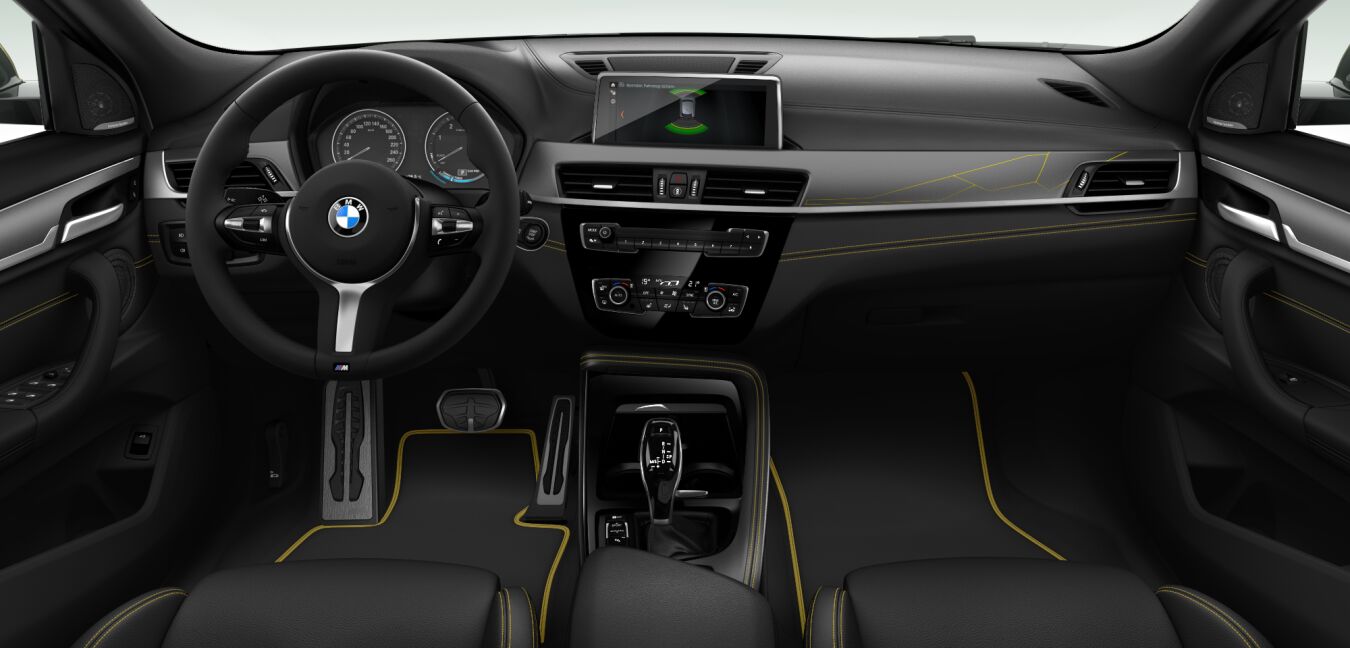 BMW BMW X im Innenraum von vorne BMW BMW X im Innenraum von vorne