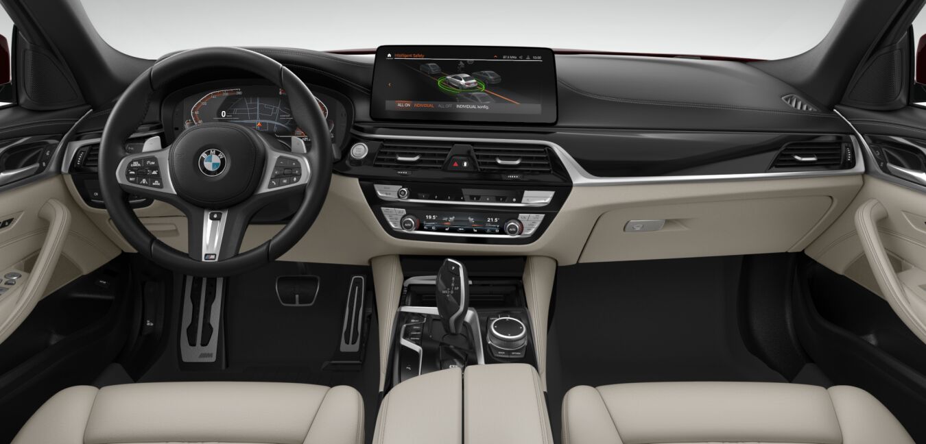 BMW BMW 5er im Innenraum von vorne BMW BMW 5er im Innenraum von vorne