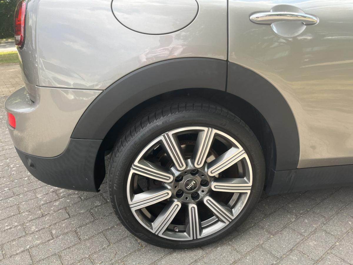 Originalaufnahme des Fahrzeugs Originalaufnahme des Fahrzeugs