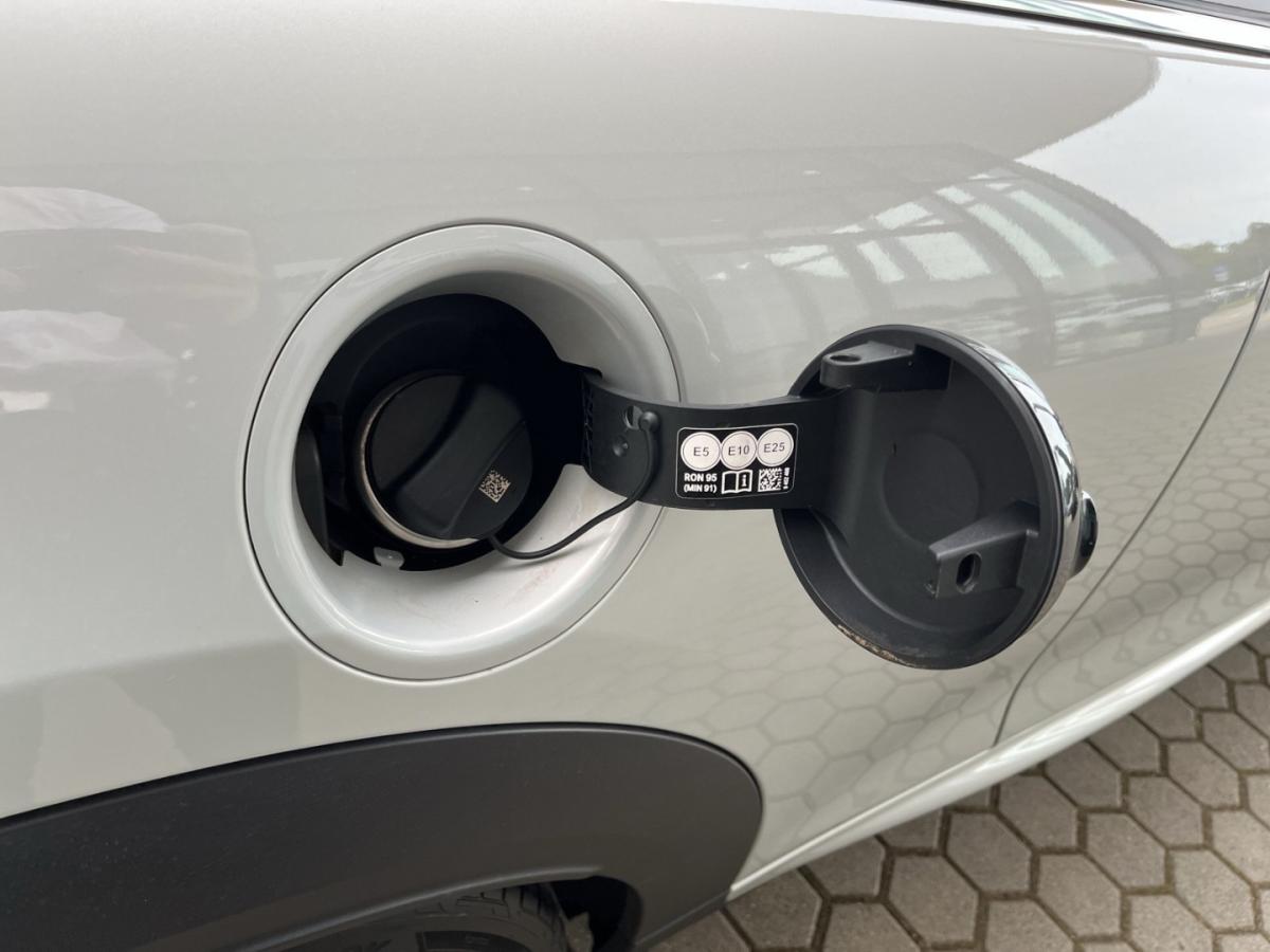 Originalaufnahme des Fahrzeugs Originalaufnahme des Fahrzeugs