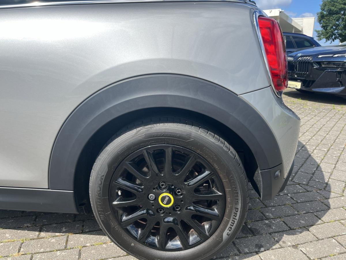 Originalaufnahme des Fahrzeugs