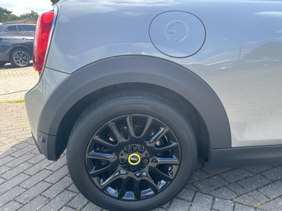 Originalaufnahme des Fahrzeugs