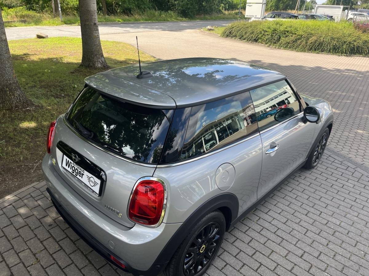 Originalaufnahme des Fahrzeugs