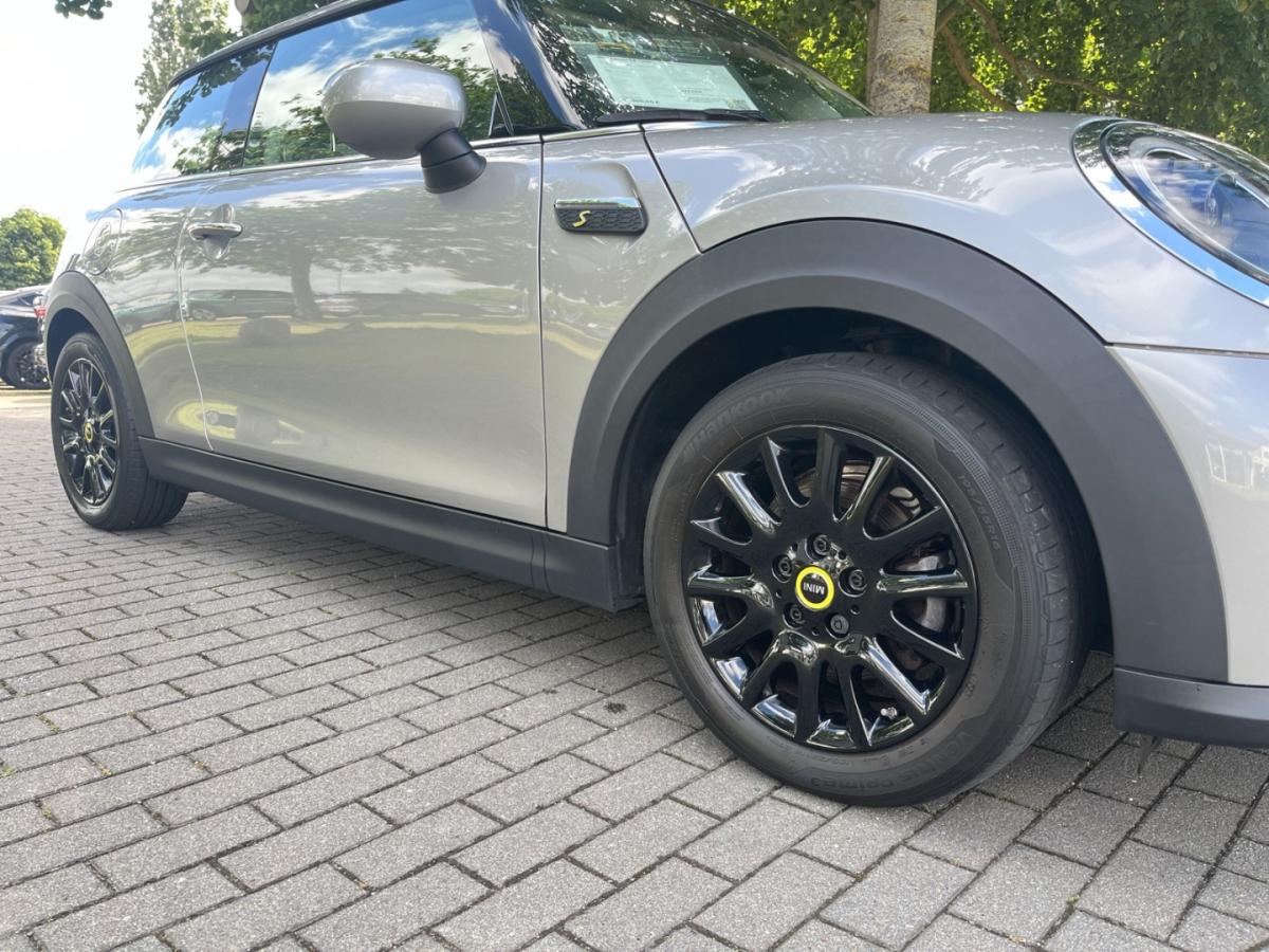 Originalaufnahme des Fahrzeugs