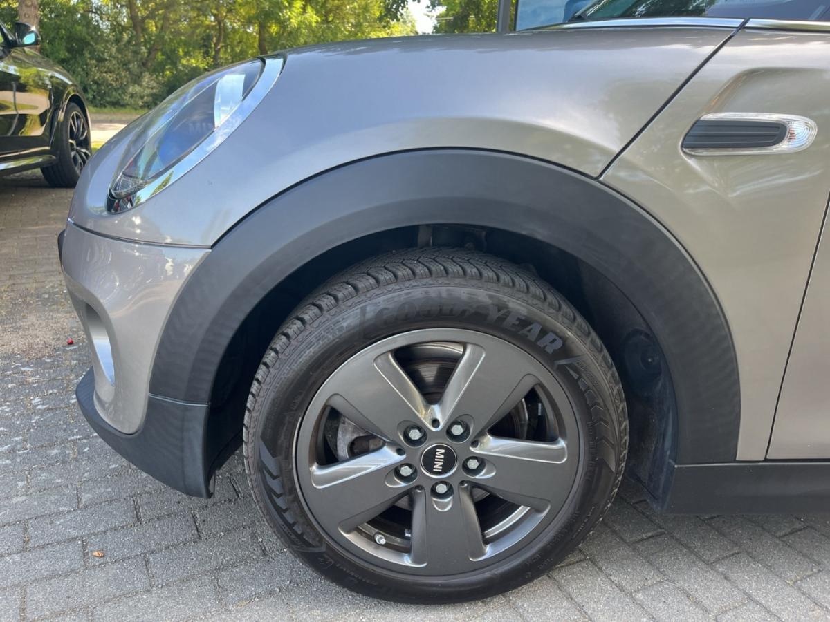 Originalaufnahme des Fahrzeugs