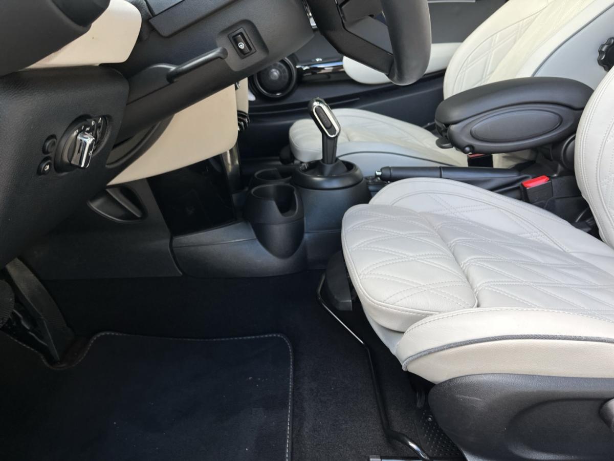 Originalaufnahme des Fahrzeugs Originalaufnahme des Fahrzeugs