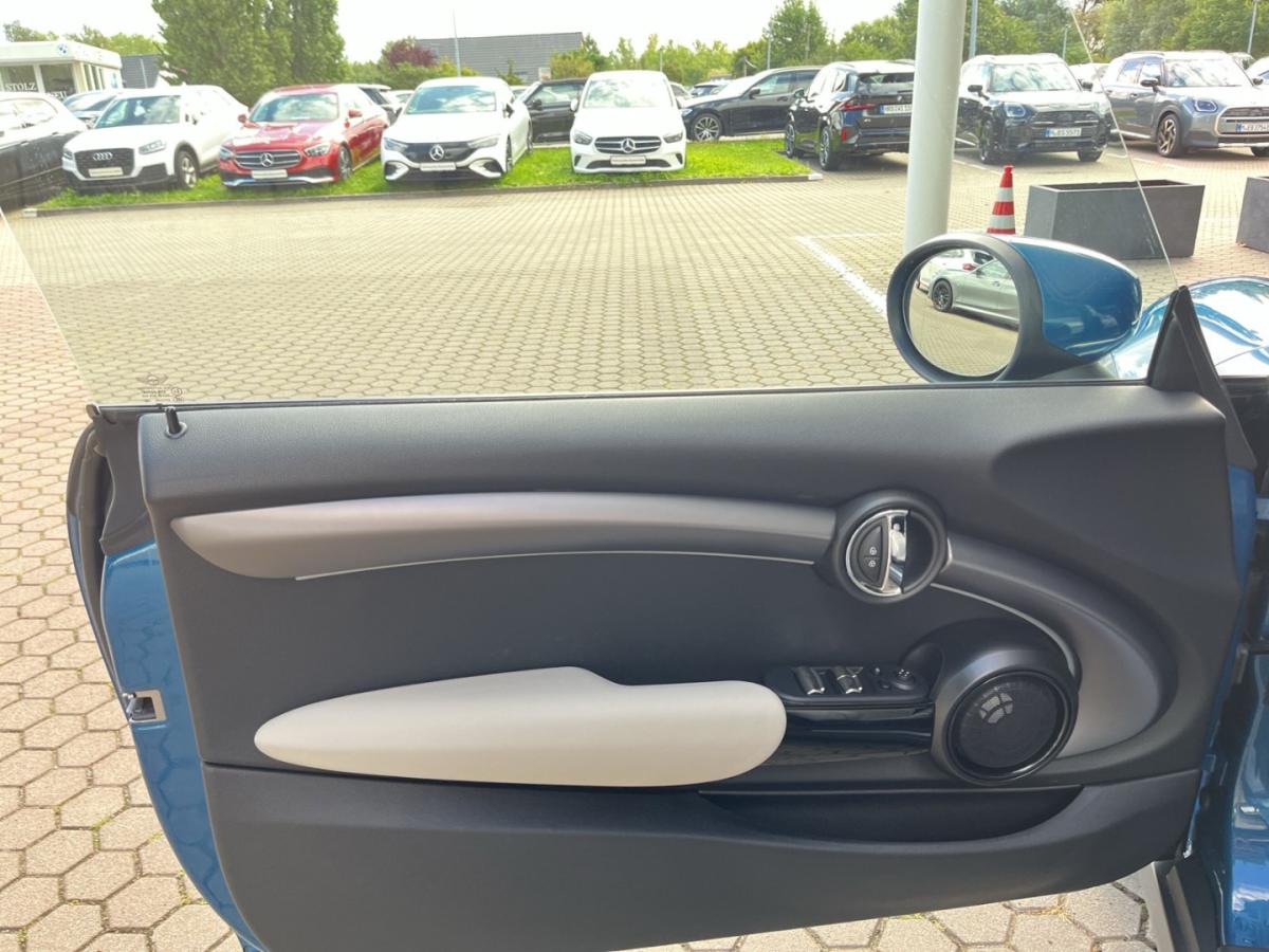 Originalaufnahme des Fahrzeugs Originalaufnahme des Fahrzeugs