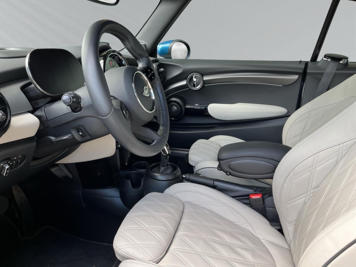 Originalaufnahme des Fahrzeugs Originalaufnahme des Fahrzeugs