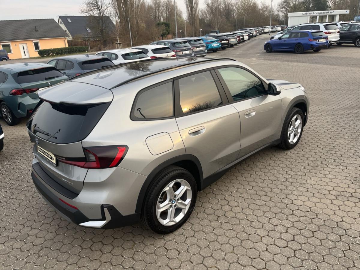 Originalaufnahme des Fahrzeugs Originalaufnahme des Fahrzeugs