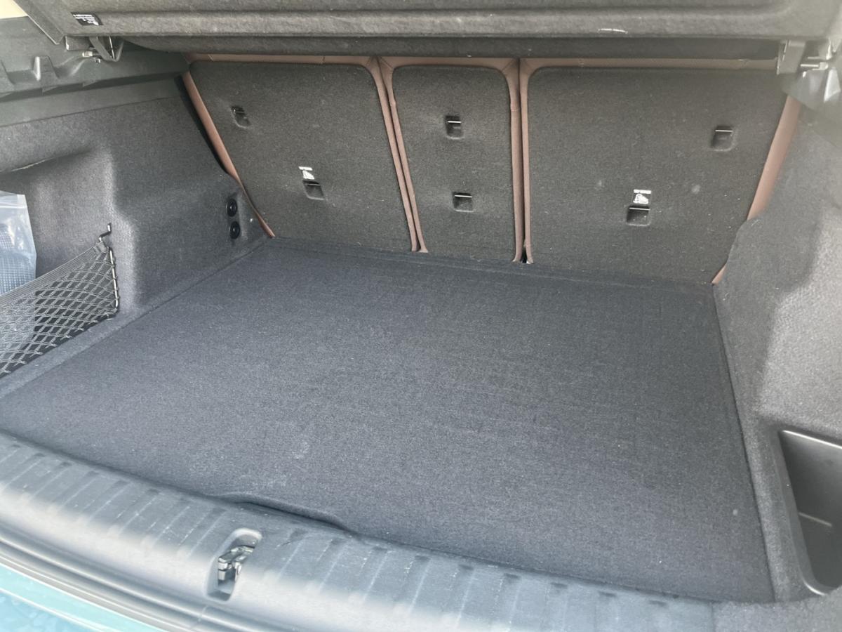 Originalaufnahme des Fahrzeugs Originalaufnahme des Fahrzeugs