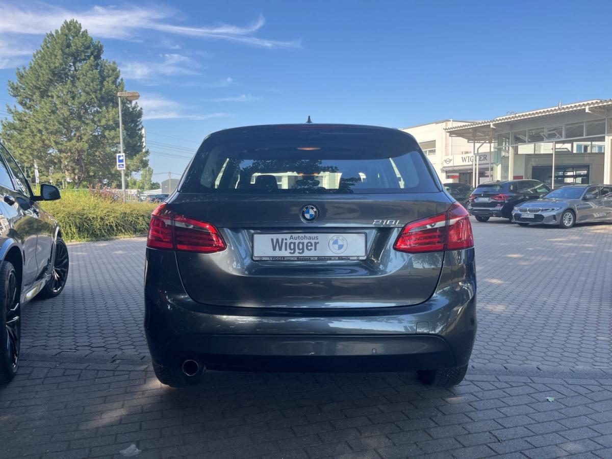 Originalaufnahme des Fahrzeugs Originalaufnahme des Fahrzeugs
