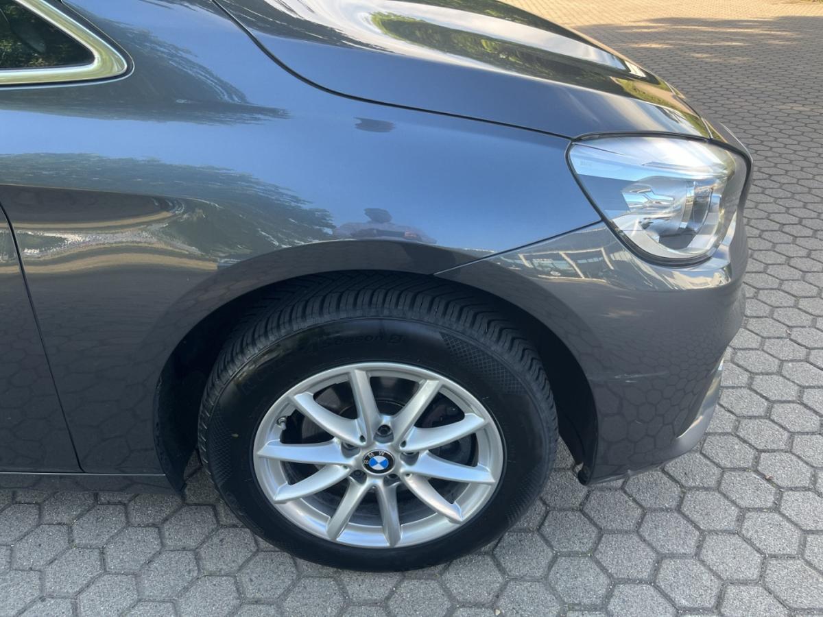 Originalaufnahme des Fahrzeugs Originalaufnahme des Fahrzeugs