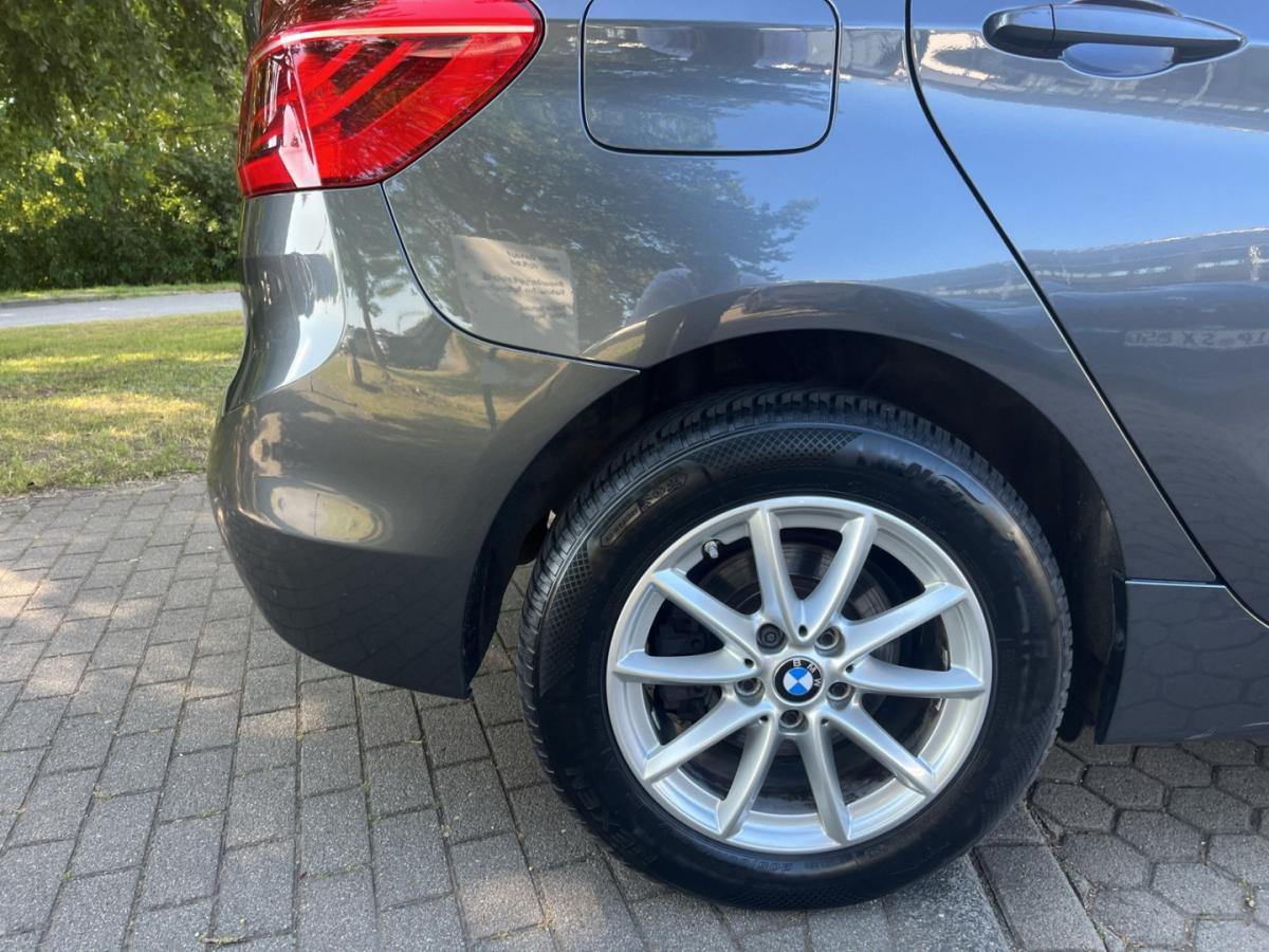 Originalaufnahme des Fahrzeugs Originalaufnahme des Fahrzeugs