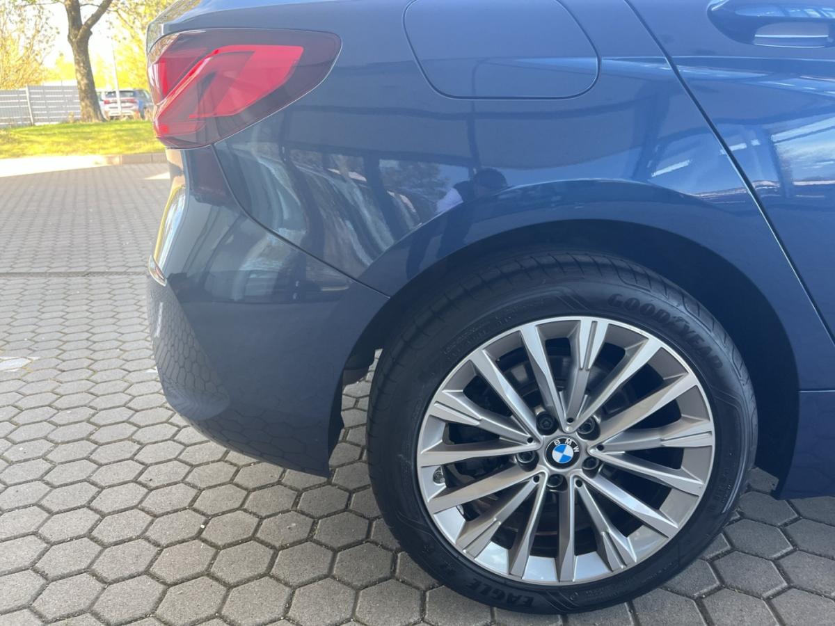 Originalaufnahme des Fahrzeugs Originalaufnahme des Fahrzeugs