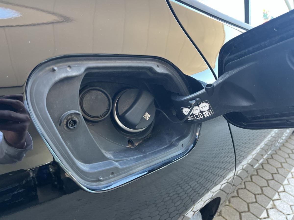 Originalaufnahme des Fahrzeugs