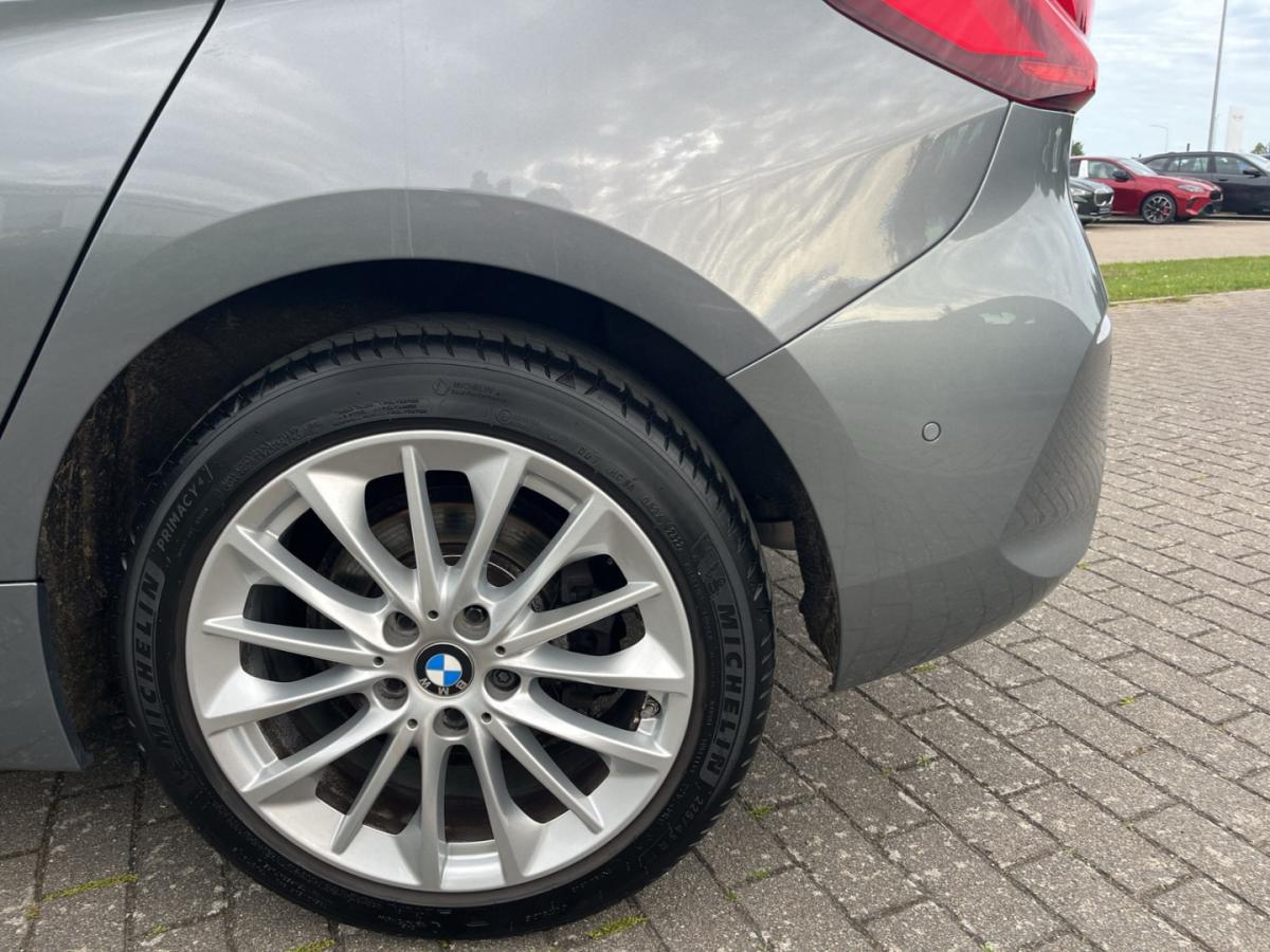Originalaufnahme des Fahrzeugs Originalaufnahme des Fahrzeugs