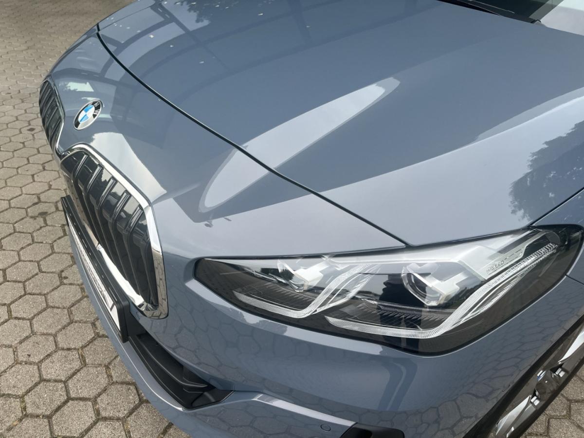 Originalaufnahme des Fahrzeugs Originalaufnahme des Fahrzeugs