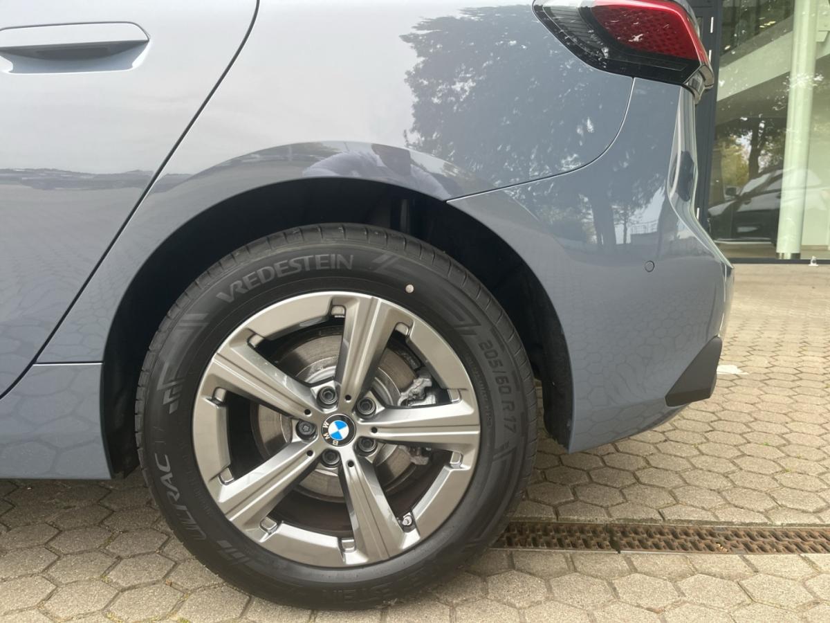 Originalaufnahme des Fahrzeugs Originalaufnahme des Fahrzeugs