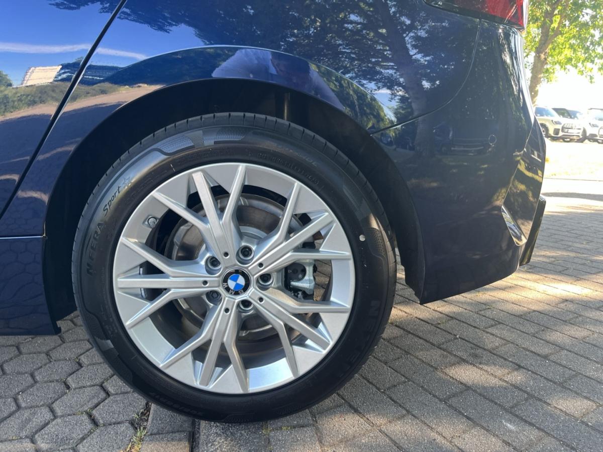 Originalaufnahme des Fahrzeugs Originalaufnahme des Fahrzeugs