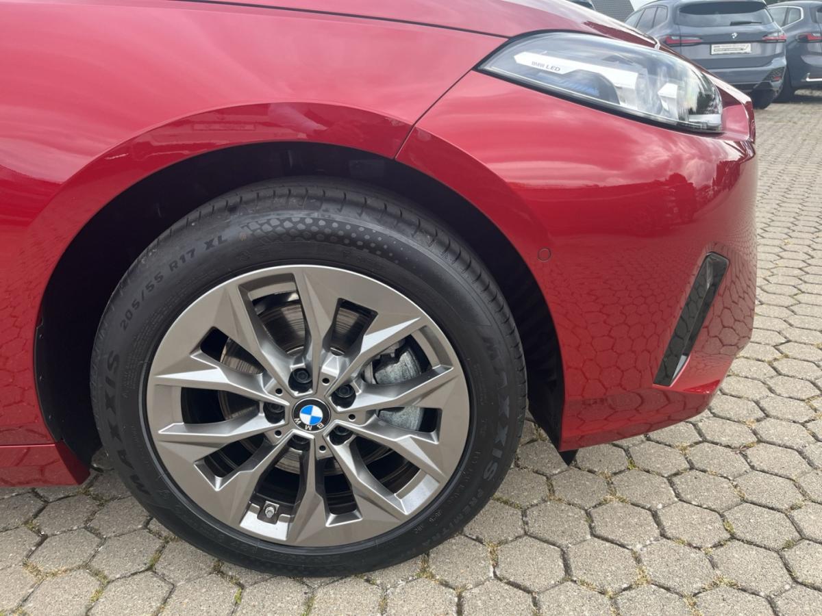 Originalaufnahme des Fahrzeugs Originalaufnahme des Fahrzeugs