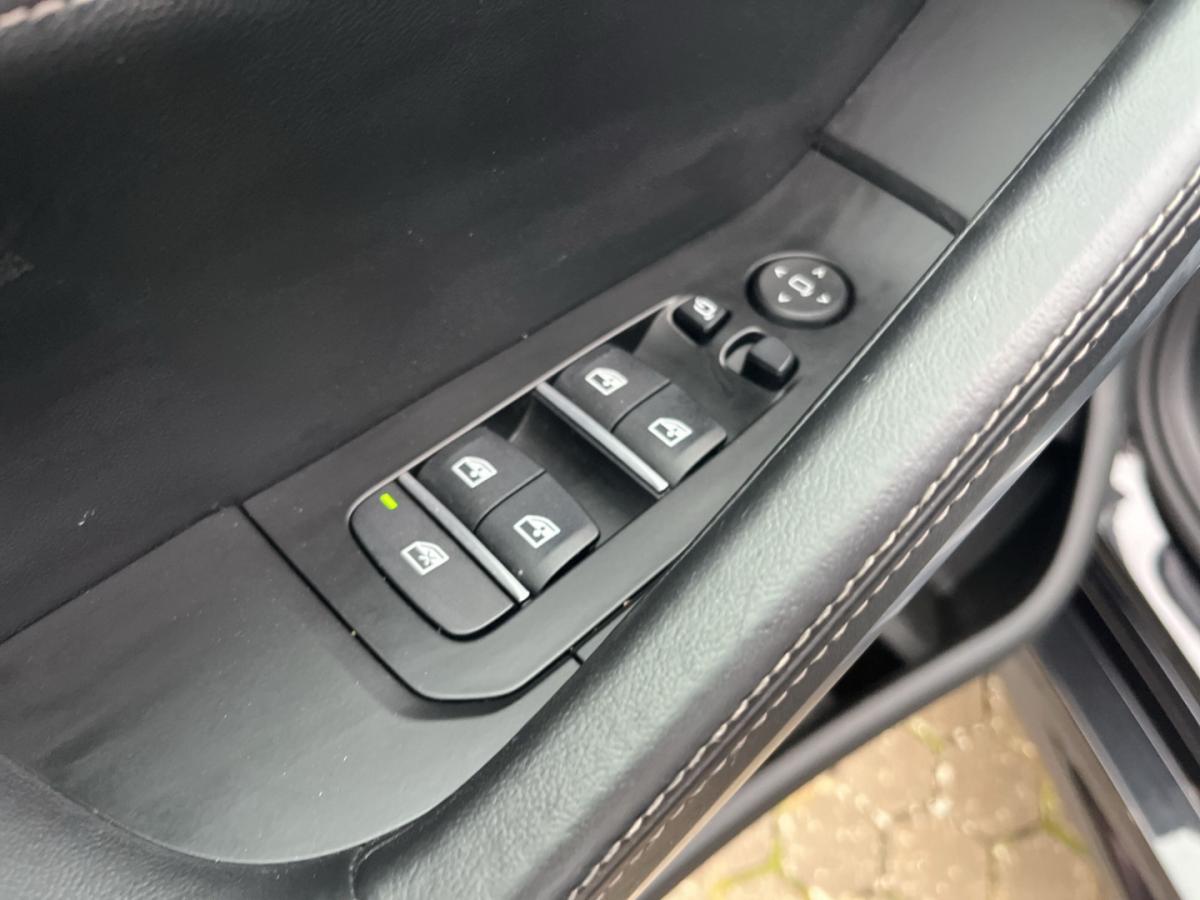 Originalaufnahme des Fahrzeugs Originalaufnahme des Fahrzeugs